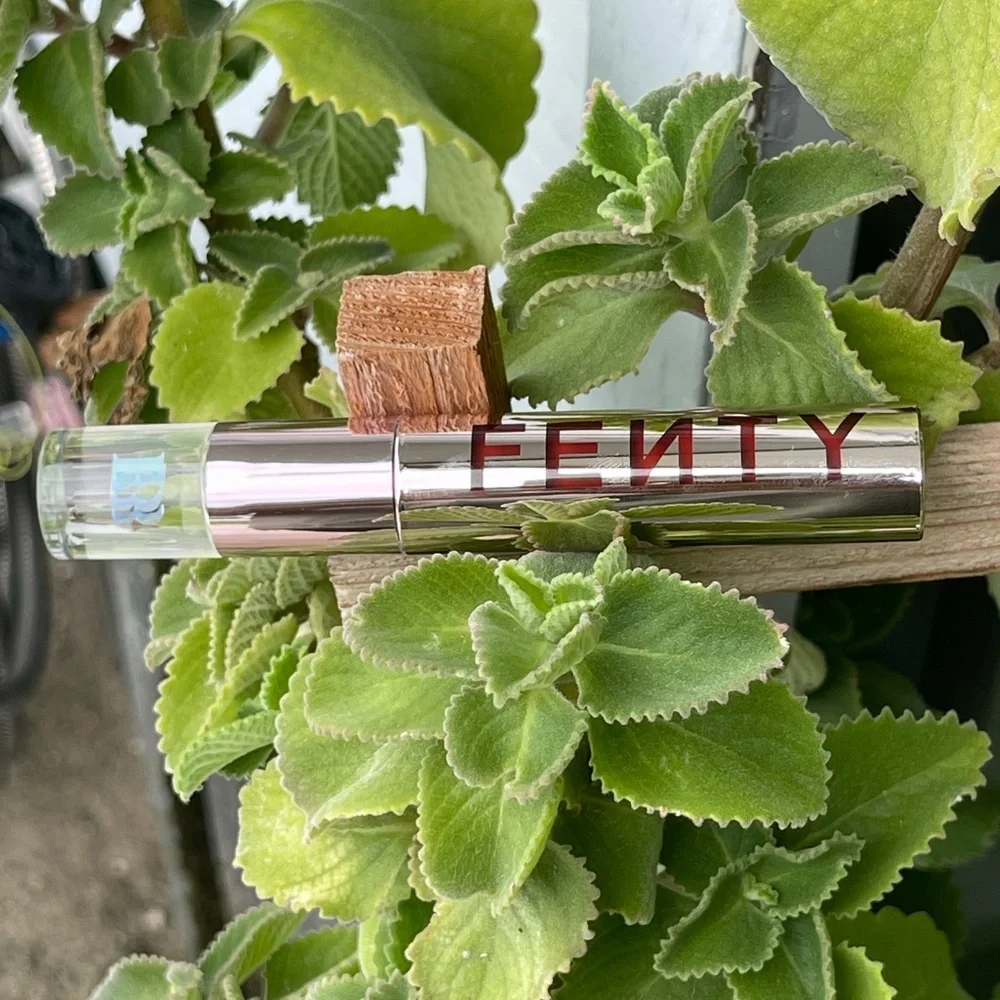 FENTY BEAUTY H.B.I.C (Deep Garnet Red) Velvet Liquid Lipstick By Rihanna…
